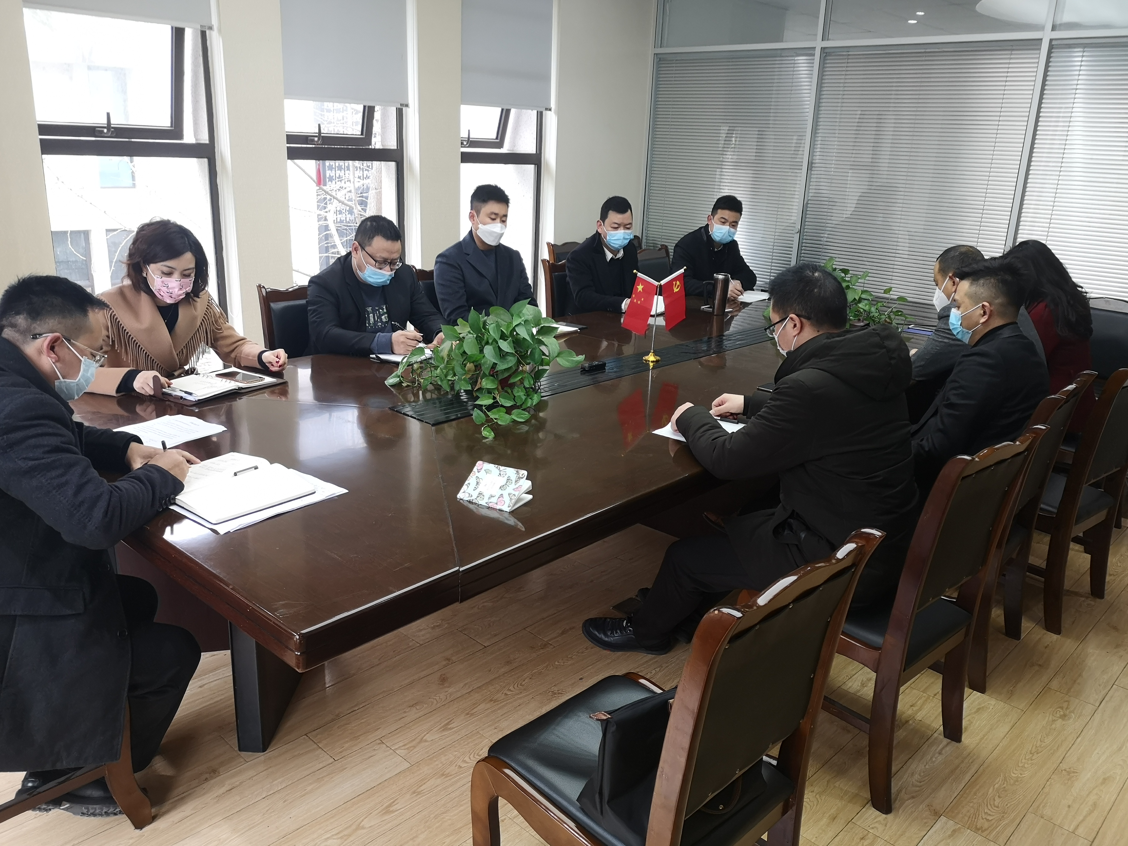 落实疫情防控举措,确保企业有序复工